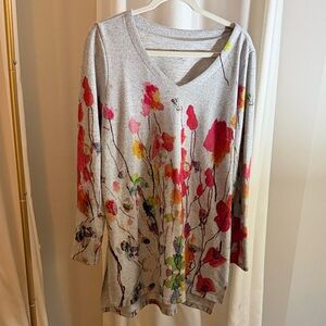 Soft Surroundings Gray Floral Long Sleeve Top